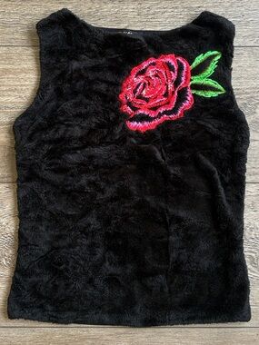 Vintage Morgan de Toi Euro Black Faux Fur Tank w Red Rose Embroidery Detail